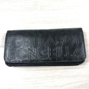 Billabong clutch - tons of pockets & card spaces!